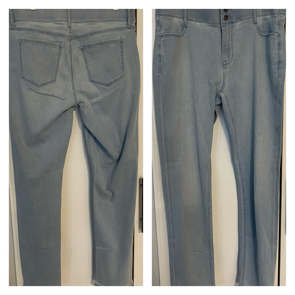 Nine West lighter blue jeans. Straight, size 12.